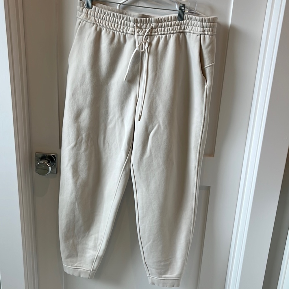 lululemon soft stream joggers